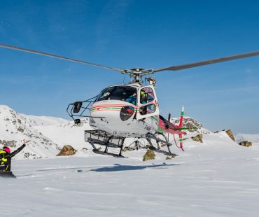 Access untouched powder and exhilarating descents with heli-skiing trips to nearby peaks, a must for advanced skiers. Access untouched powder and exhilarating descents with heli-skiing trips to nearby peaks, a must for advanced skiers.